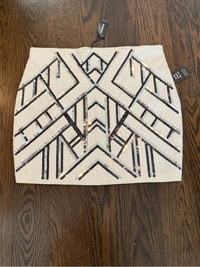 NWT Express White Mini Sequence Skirt with Black Sequin Geometric Design